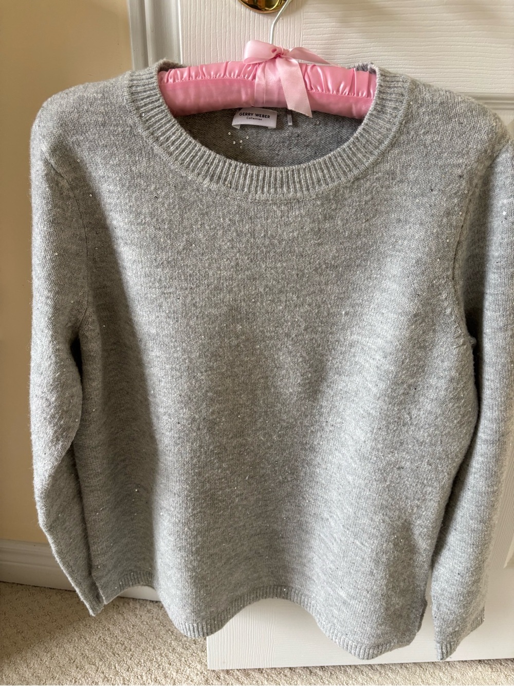 Gerry Weber Light Gray Twin Set Crewneck Sweater & Cardigan with Subtle Sparkle
